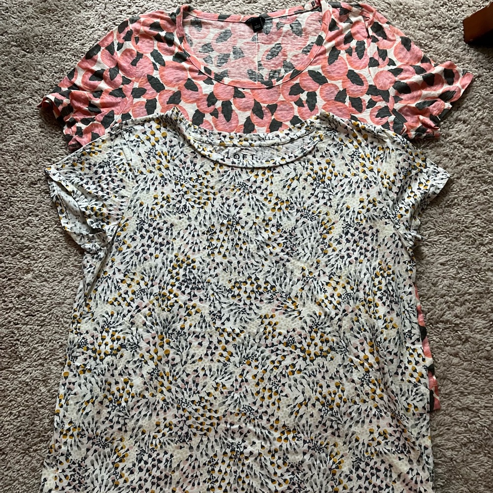 2 Tees